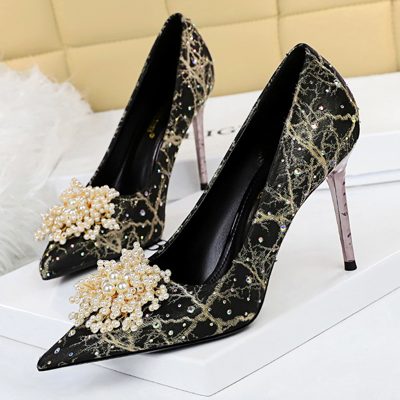 Shoe Tree - Sepatu BIGTREE Mutiara Bunga Wanita Pumps
